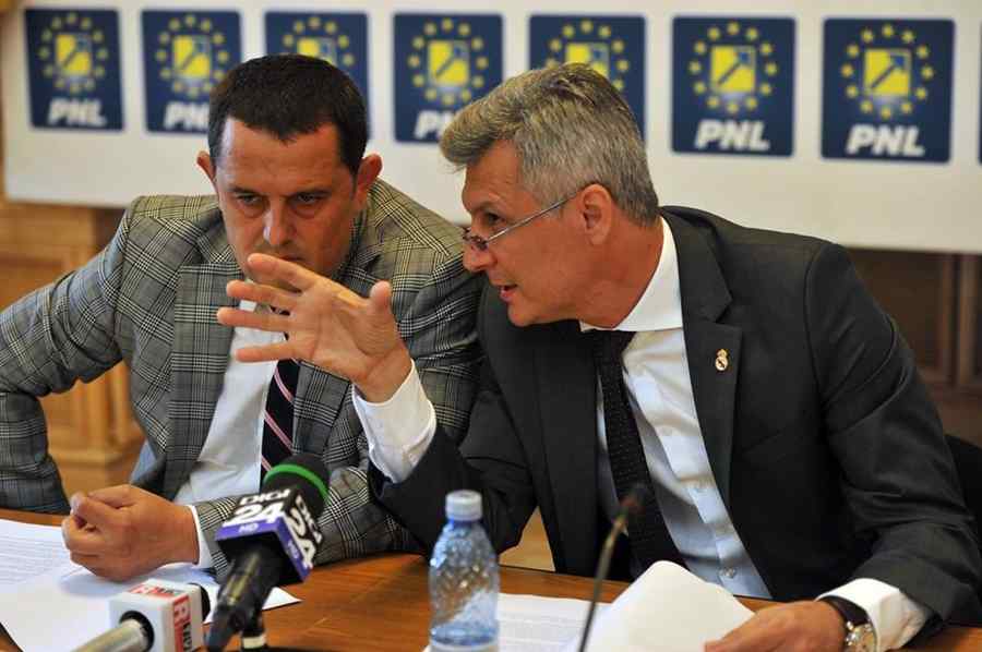 Ce spun inițiatorii despre funcționarea legii dării în plată