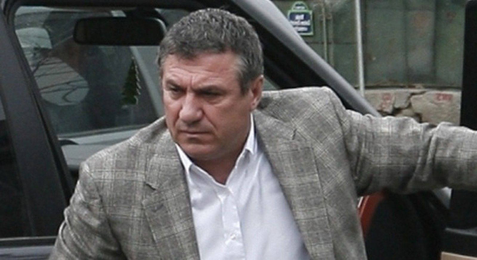 Frații Becali, înapoi la închisoare