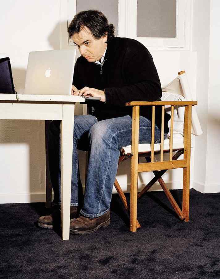Un scriitor în cursa pentru Președinția Franței