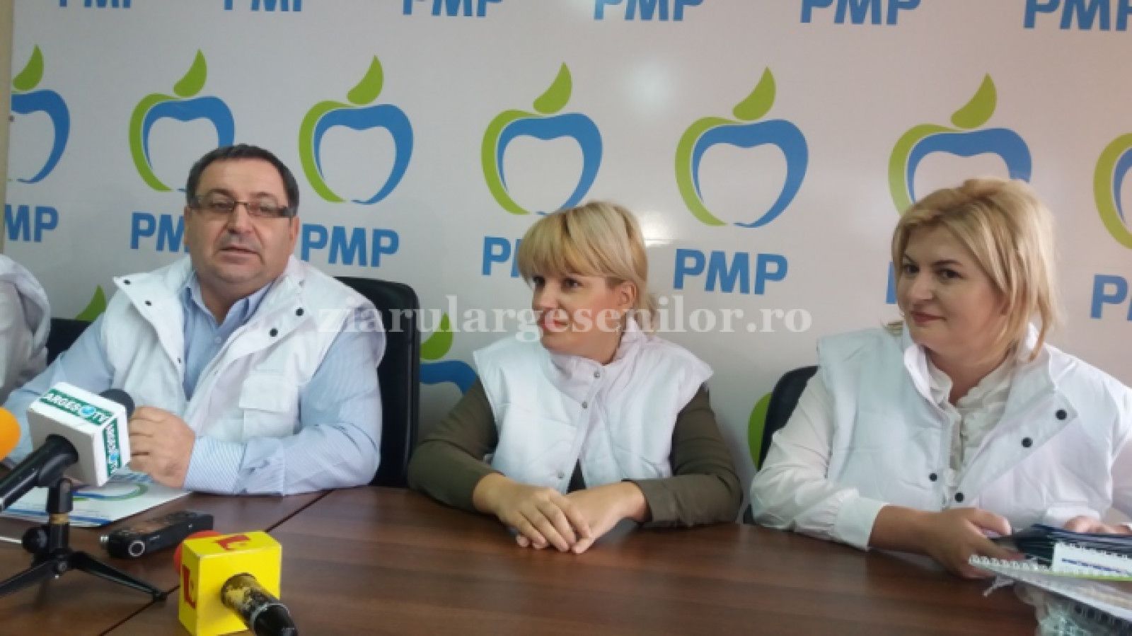 E ofertă la partidul lui Băsescu: Teste de sarcină pentru alegători