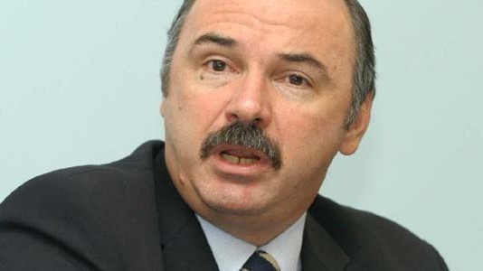 Blănculescu premier?