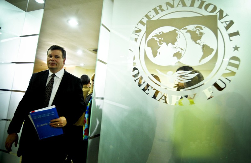 Reuters: FMI poate duce România la dezastru