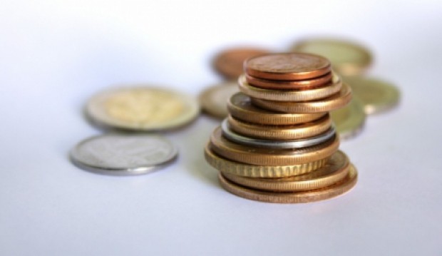 Curs valutar: Euro se stabilizează la 4,34 lei