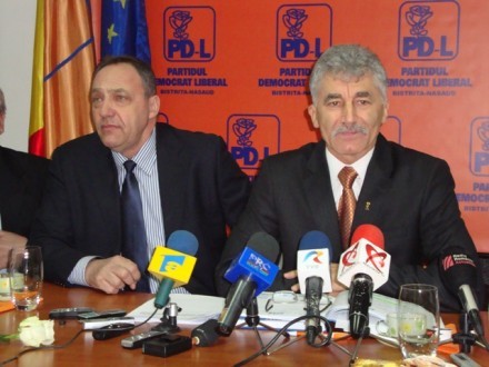 Lider PDL și un secretar de stat în ministerul lui Udrea, reținuți de DNA
