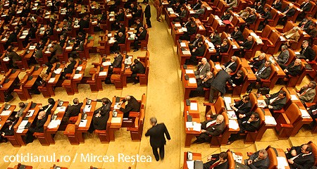 Uninominalul pur, adoptat de Senat