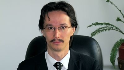 Un membru CSM le arată ușa pușcăriei tuturor celor care „îndrăznesc” să-i critice pe procurori