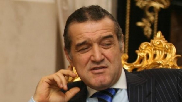 Becali: Diaconescu are pe cineva în spatele lui, e o maşinaţiune politică. Cred că e din partea PDL