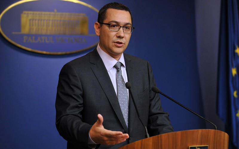 Ponta: „Creşterea pensiilor, cea mai ticăloasă minciună”