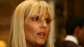 Odă închinată Elenei Udrea