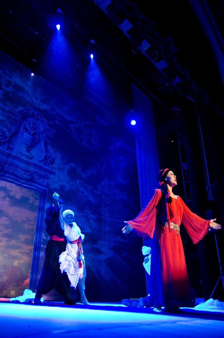 Veselie, voci remarcabile, inspirate secvenţe de balet