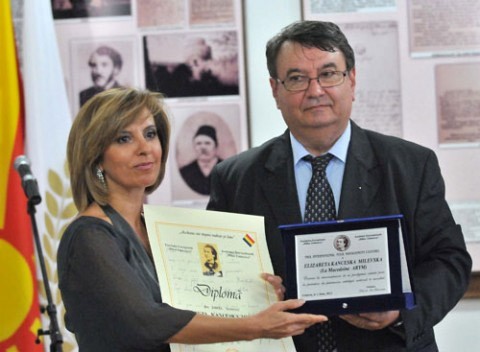 Craiovenii se pregătesc să-l batjocorească şi pe Eminescu printr-o Academie Universală