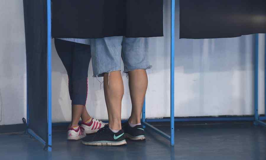 S-a ”terminat cu votul multiplu”. Garantat Greblă