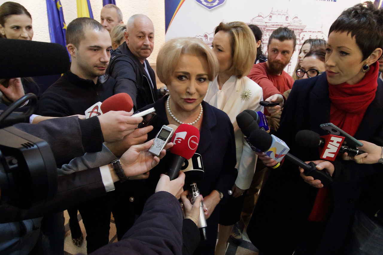 Dăncilă a înghițit „imunoglobină” (VIDEO)