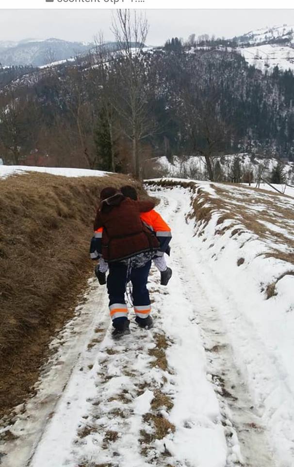 Ambulanţierul salvator, chemat la explicaţii