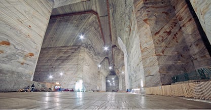 Angajaţii de la Salina Slănic au reluat protestele