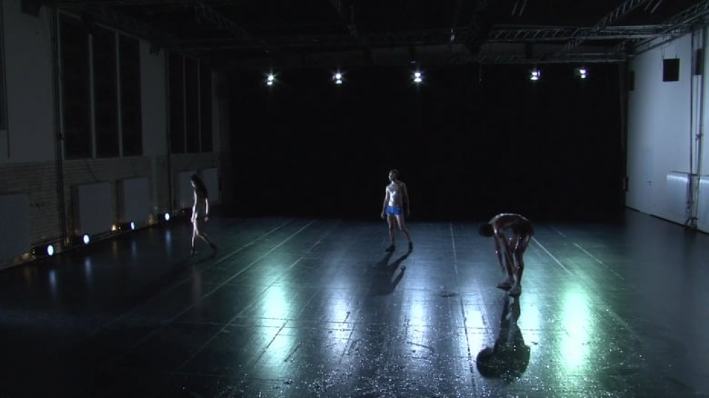 Dansul identităților