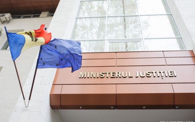 Site-ul Ministerului Justiţiei, blocat