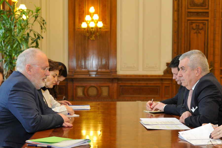 Despre ce au discutat Tăriceanu și Frans Timmermans