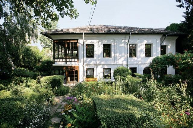Casa Melik, minunea ascunsă în măruntaiele Capitalei