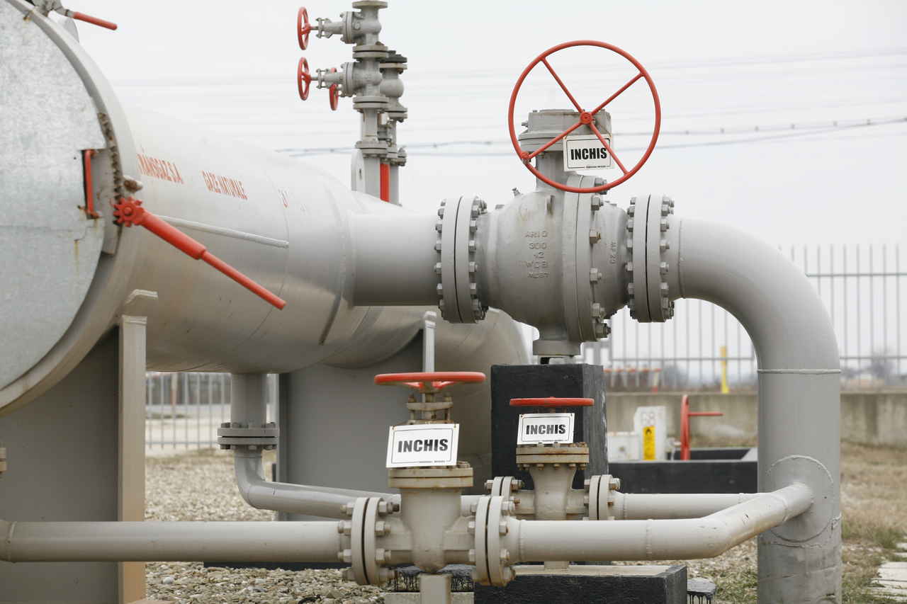 Cine este în spatele firmelor care importă 90% din gazul rusesc?