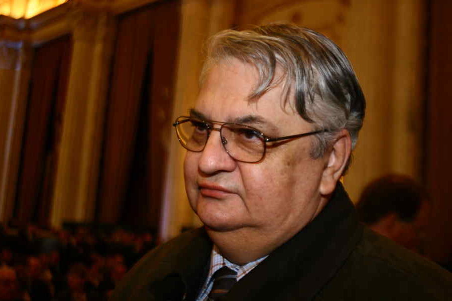 Mircea Coșea, analize de excepție pentru cotidianul.ro