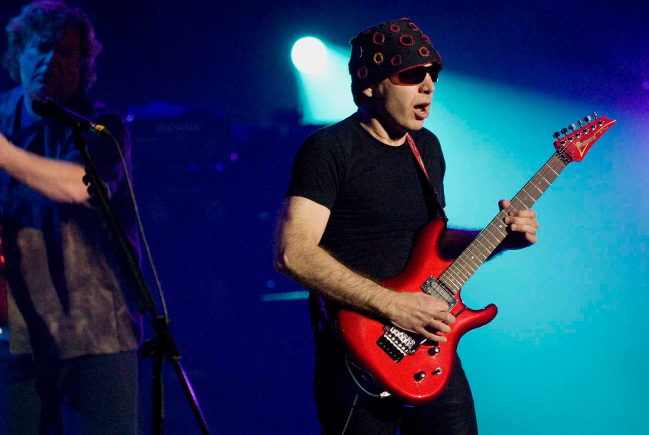 Joe Satriani concertează la București