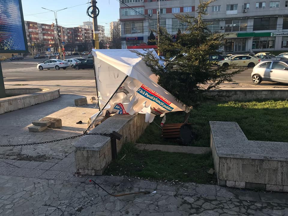 Cortul „Fără Penali în funcții publice” a fost vandalizat
