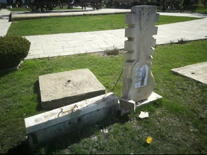 Monumentul „Kilometrul zero al democrației”, vandalizat