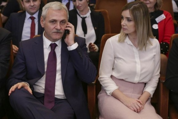 Sancţionaţi de CNCD, pentru un pamflet despre iubita lui Dragnea