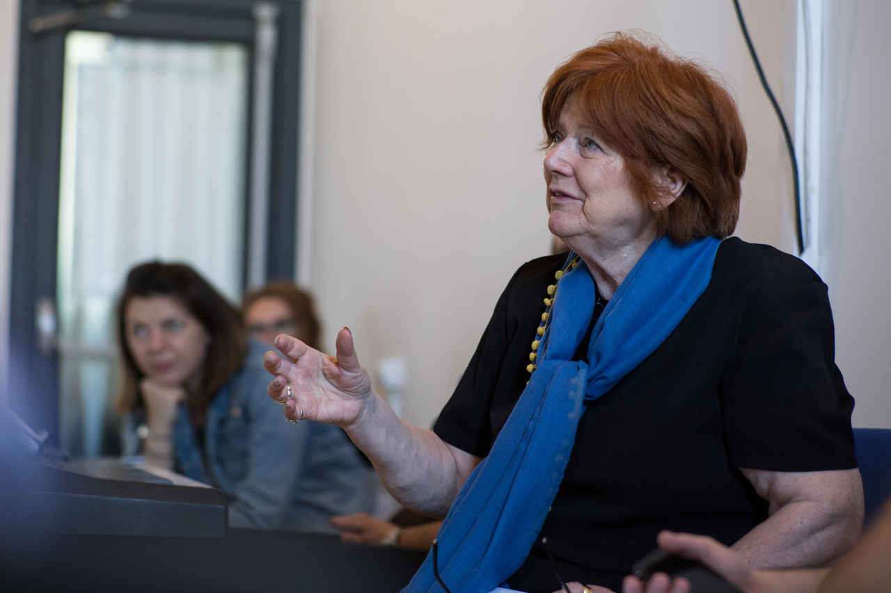 Mary Hammond, de la Pink Floyd la „Mamma Mia“ românesc