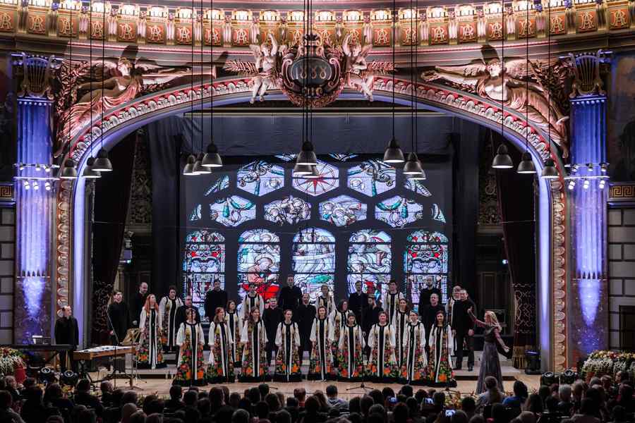 Corul „Madrigal” concertează la British Museum