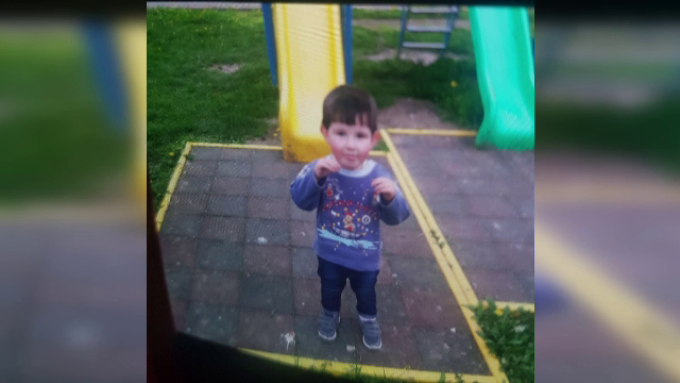 Băiețelul dispărut a fost găsit în viață