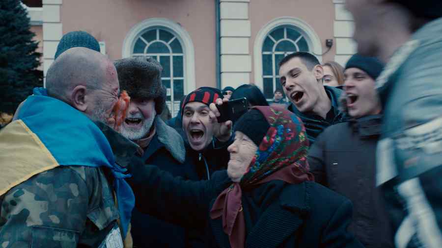 Donbass, coproducție românească, în deschiderea Cannes 2018