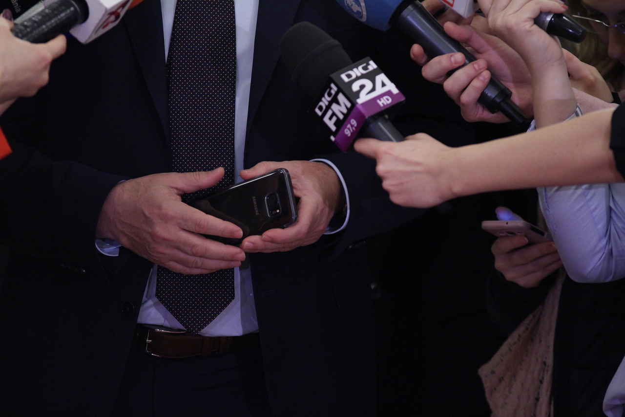 Premierul a fost spionat: Fapte „de o gravitate enormă”