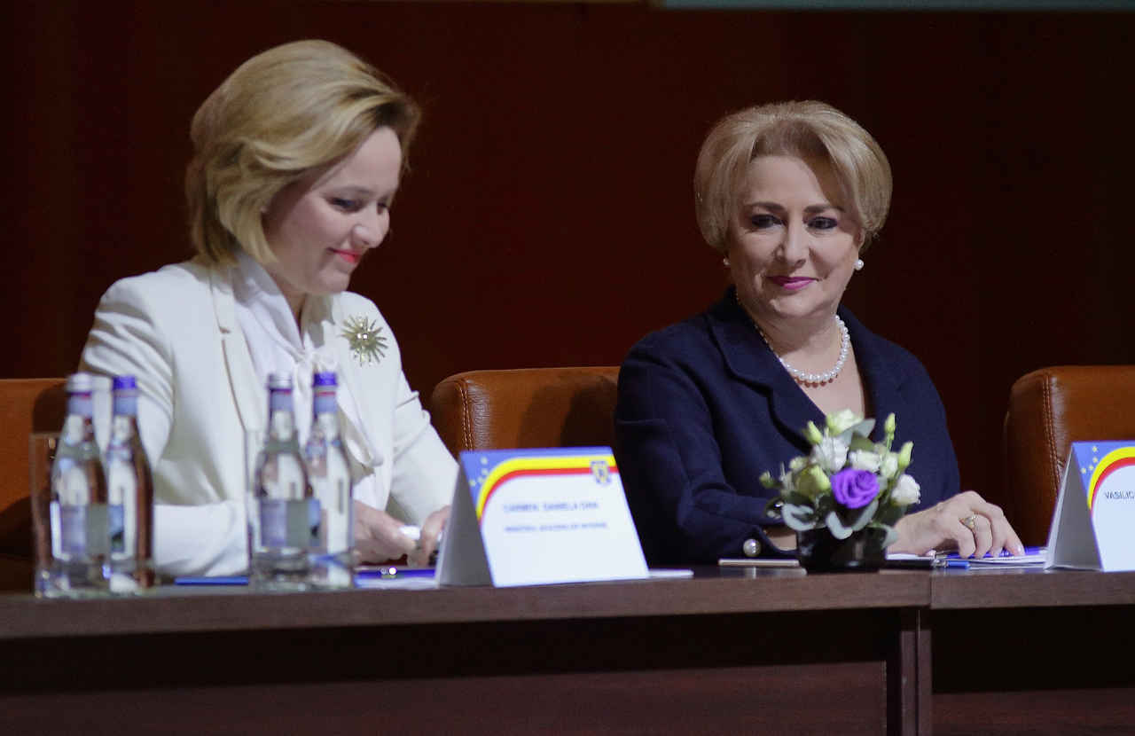 Pleacă din Guvern Carmen Dan?