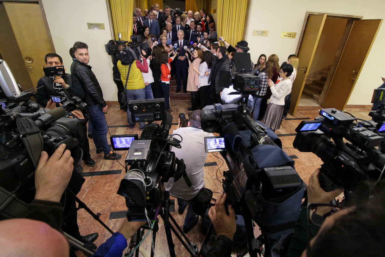 De ce nu au românii educaţie pentru drepturile omului