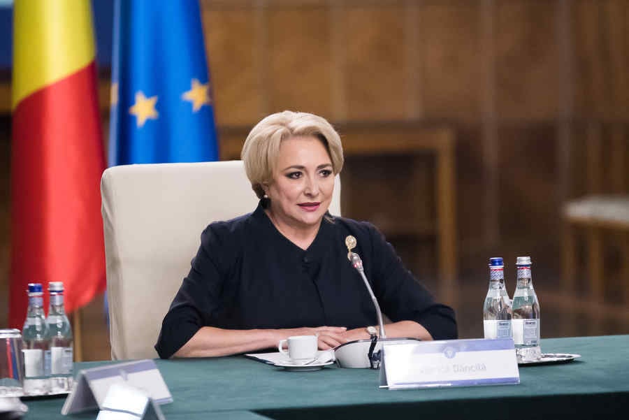 Alba-neagra cu remanierea! Ce promite Dăncilă pentru astăzi