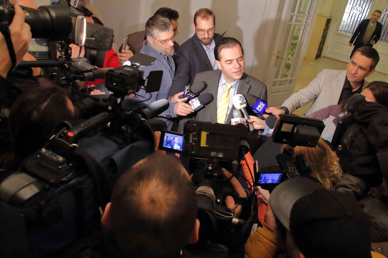 Separația și diferențierea opiniilor în stat