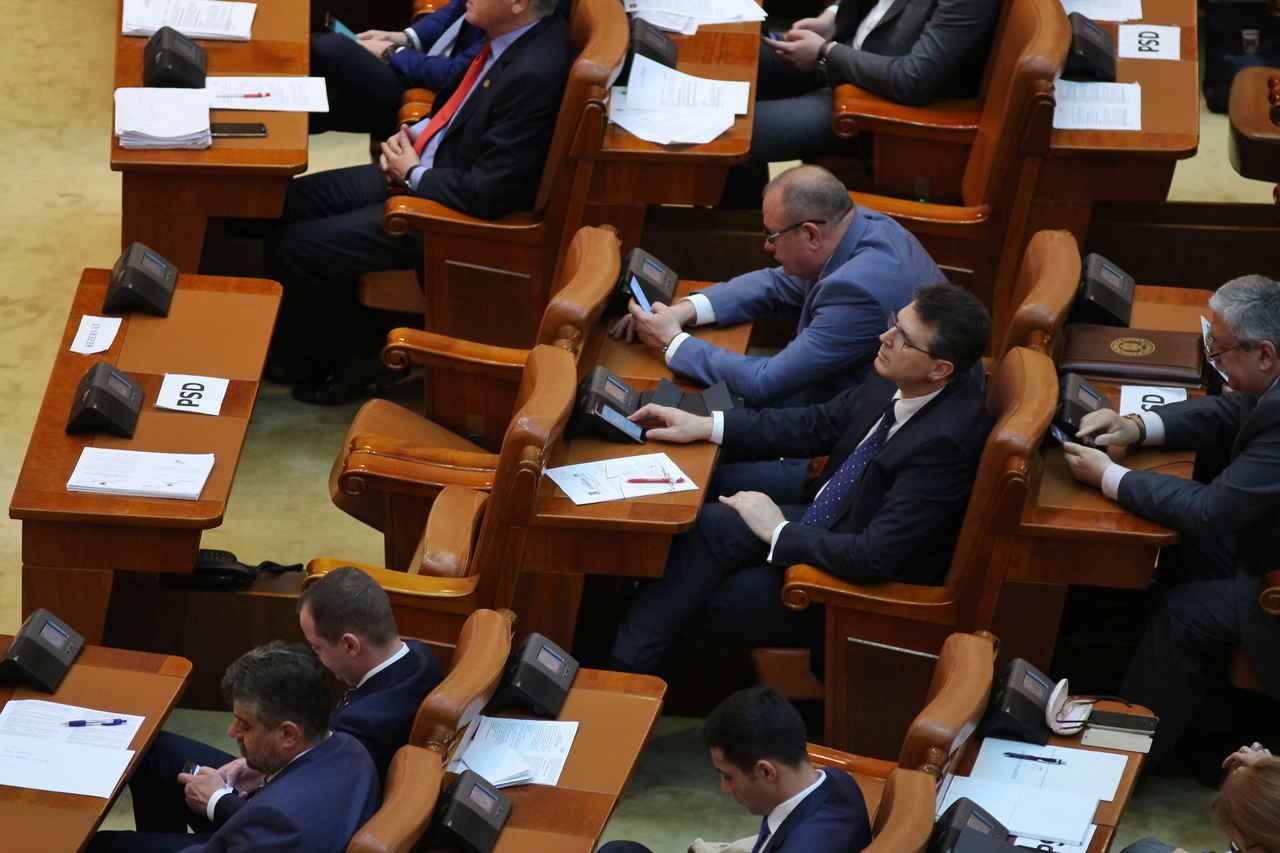 Aritmetică politică înaintea moțiunii de cenzură