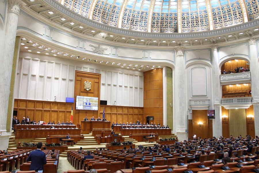 Idiocracy, cu Werner și Orban în rolurile principale