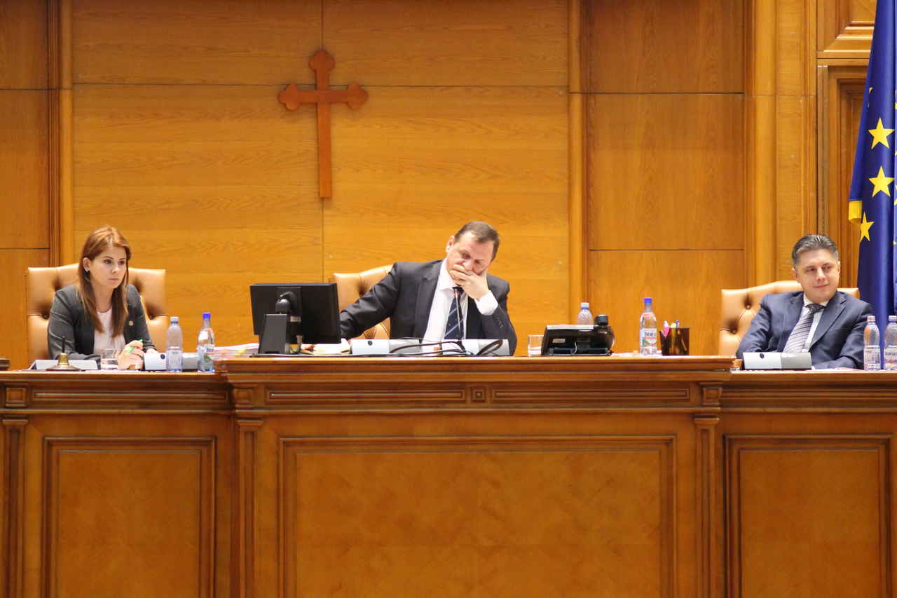 Gabriel Vlase, la mâna colegilor