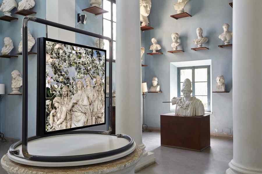 Artă, colecţionism şi natură. Expoziţie Ileana Florescu la Roma