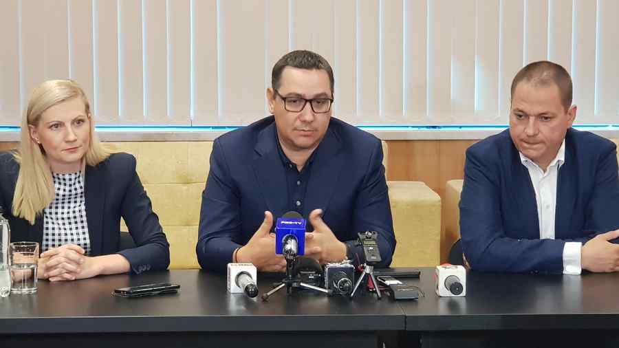 Alt „trădător”, la rampă: „Hoțul strigă hoții”