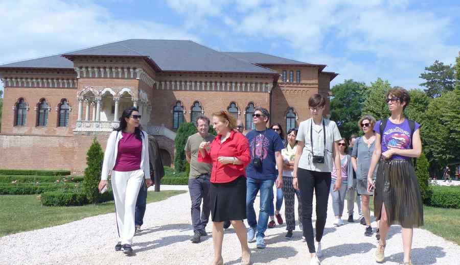 Scriitori englezi prin România (FOTO/VIDEO)