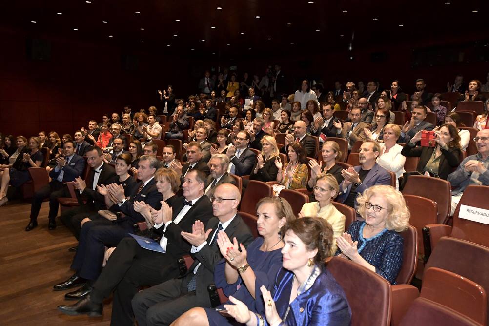 Un mare succes al României la Sărbătoarea Cărţii de la Madrid
