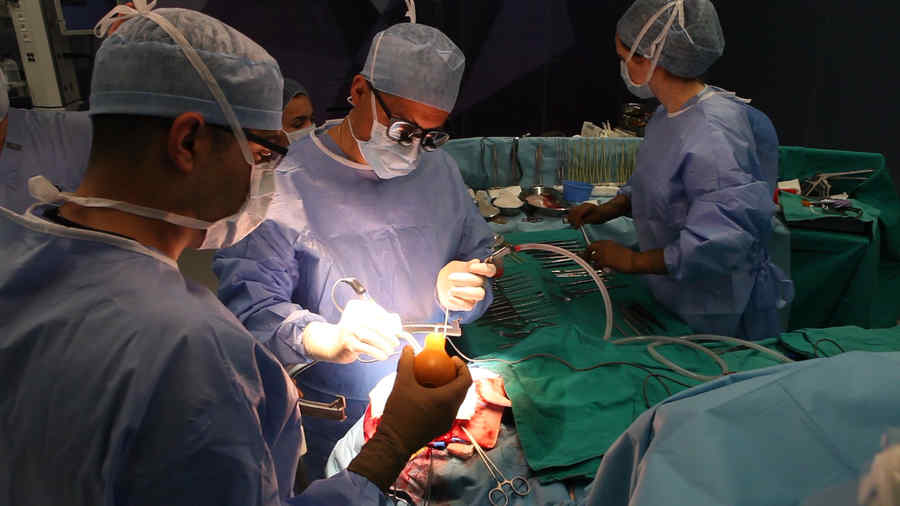 Cum se pot trata chirurgical 3 probleme grave pediatrice