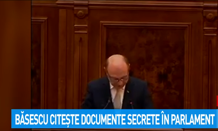 Reacția SRI în cazul documentului „strict secret” fluturat de Băsescu