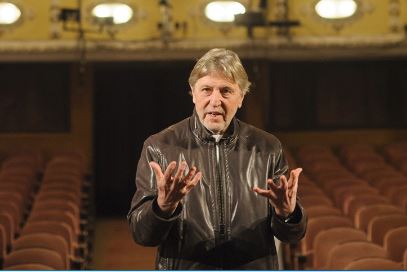 Regizorul Andrei Şerban: Să nu fim co-autori la instaurarea unei noi dictaturi!