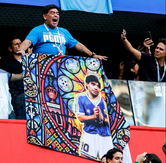 Ploaie de omagii pentru Maradona: „Rege al celui mai frumos regat”