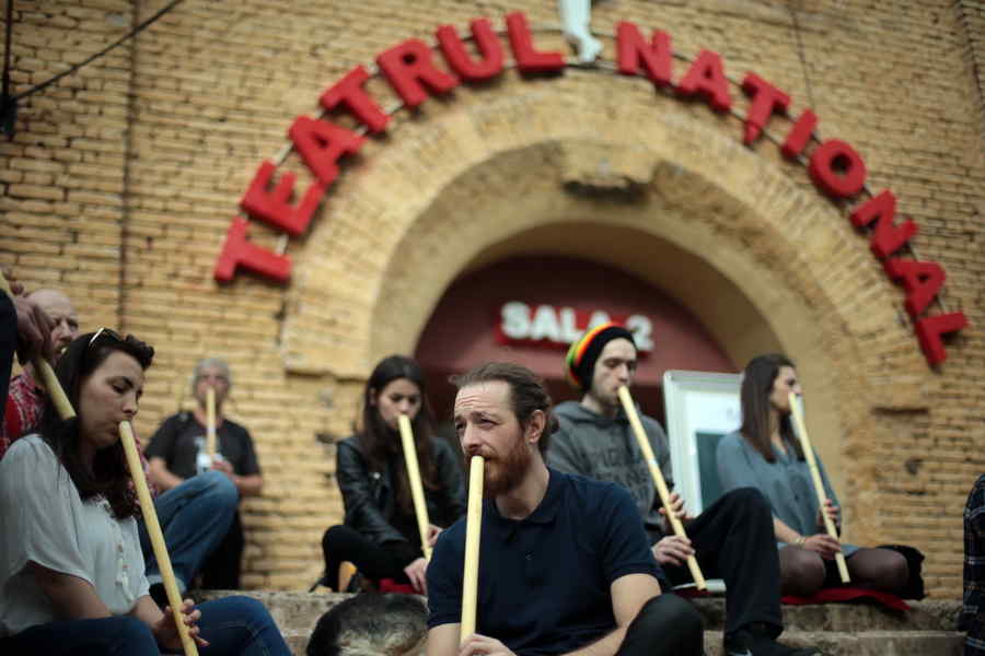 Muzică, tradiţii, meşteşuguri la “Cântecele aerului”